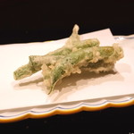 割烹 山路 - インゲン豆の天ぷら