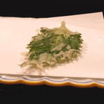 割烹 山路 - 大葉の天ぷら