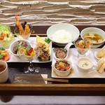 ランチ＆ダイニング スペイン