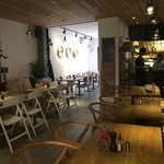 Bonne Cafe & Restaurant - 