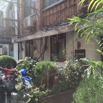 Bonne Cafe & Restaurant - 