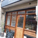 ヌフ クレープリー - お洒落な外観