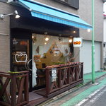 KABOCHA - お店は住宅街の中にあります。可愛らしい外観♪