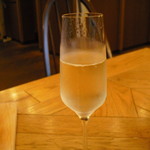 スモーブロー キッチン ナカノシマ - スパークリングワイン