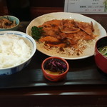 みそかつのかつ匠 - ポークピリ辛定食