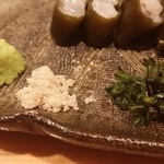 小料理 わみや - 【H28.9.7】 烏賊の日高昆布巻き。昆布の食感と烏賊のネットリ感の競演です♪ 薬味も乙ですo(^o^)o