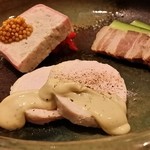 小料理 わみや - 【H28.9.24】 臘肉。赤城鶏。パテドカンパーニュ。
