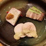 小料理 わみや - 【H28.9.24】 臘肉。赤城鶏。パテドカンパーニュ。