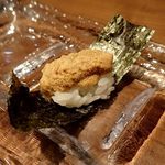 杏ダイニング - 強肴？(礼文海胆の一口手巻:献立外)；この時期の礼文の"のな"としては最上級！ @2016/09/26