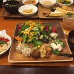 アエン・テーブル - 