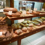 ビゴの店 - ハード系のパンも充実しています☆