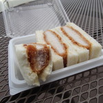 ブレッズコート - ボリューム満点