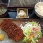 まるいち亭 - とんかつ定食