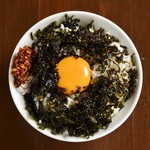 Toriyaki Tobi Rutoriken - ザクザクピリ辛卵かけご飯