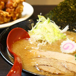 麺屋 八丸 - 料理写真:香味醤油ラーメン