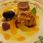 クイーン・アリス 横浜店 - アリスのカスタードプリン