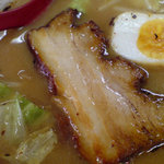 魔女のカレー - もはやステーキなチャーシュー