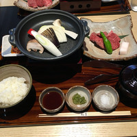 すき焼き 牛しゃぶ 松重 - 