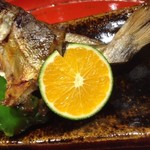 草喰 なかひがし - 添えられたみかん