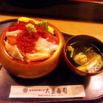 大豊寿司 - 生ちらし