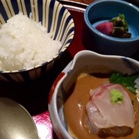 徳うち山 - コースなら、鯛もご飯もおかわり可。