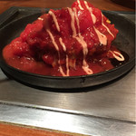 こて吉 - トマトマヨソースをかけてくれます。んで、