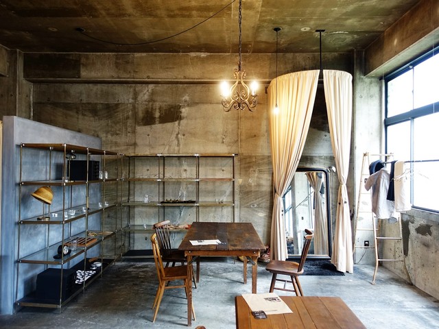 868 Building photo 4