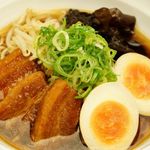 豚角煮ラーメン