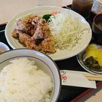 Hakata Ichi Bandori Ishokuya Arai - 唐揚げ定食、水曜日なら650円