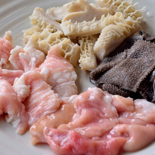 焼肉コース 飲放題付 3 500円現金でのお支払いの方１０ サービス クーポン提示して下さい えい吉 堺筋本町 もつ鍋 食べログ