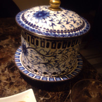 Shangri-La's secret ROPPONGI - スープの入ったツボ。下に火が入っていて、熱い。