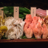 Shangri-La's secret ROPPONGI - キノコ4種、ササミ、野菜。