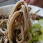 丸政 - 「肉（桜肉）そば」の蕎麦アップ