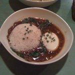 カレーカーニバル - 牛すじカレー＋半熟たまご