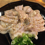 炭火焼肉ホルモン 徳臓 - 2016.09. あかせんハーフ　￥290