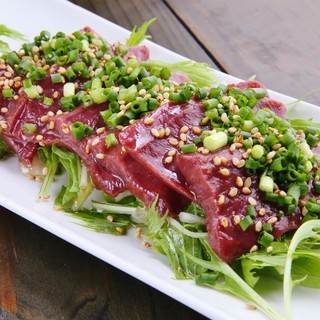 焼鳥・牛もつ ともず_2