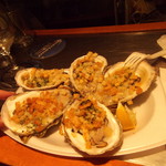 Walrus & Carpenter - 料理名忘れたけどクルトン乗せのカキ