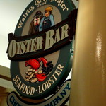 Walrus & Carpenter - お店看板