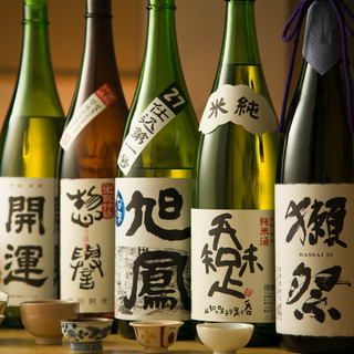 We have a wide selection of sake, shochu, wine, etc.