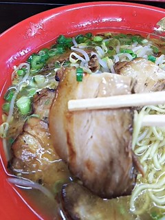 九州宮崎ラーメン響 - チャーシューが柔らか