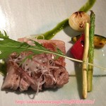 つろぎ - 鹿児島豚のソテー
      もろみ味噌とピスタチオのソースで