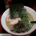 博多風龍 - 2010/11/04　基本が￥６００にあがったラーメン