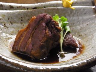 h Izakaya Hokorashiya - 豚の角煮（600円）