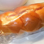 青木堂オープンベーカリー - ソーセージパン
