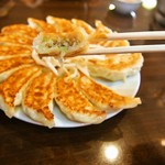 Ishimatsu Gyoza Hon Ten - 餃子の餡