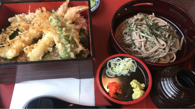 和風レストランぱすとらる - 本八戸（麺類）の写真