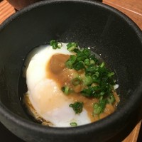 和えに - 三種の神器 うにとトリュフと温泉卵　700円