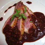 IL PINOLO LEVITA - 鴨肉のラズベリーとマスカルポーネソース