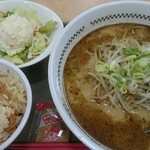 Sugakiya - コク旨ラーメン、サラダセット