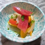 Dhi Nando Deruka Maketto Teburu - 糸島野菜の白ワインビネガーマリネ